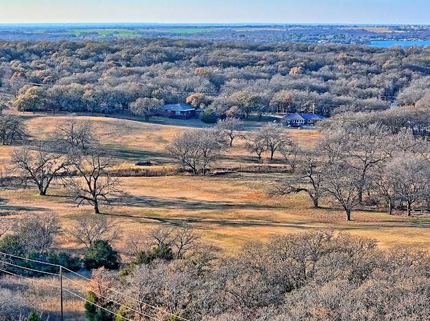 103 Diamond Oaks Drive, Nocona, TX 76255