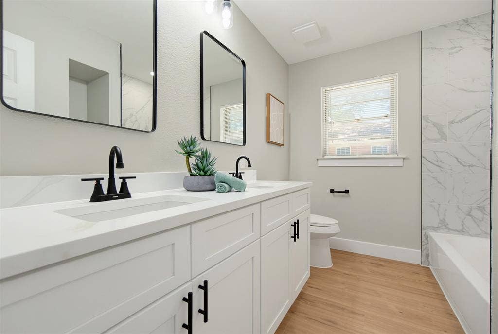 3049 Latham Drive, Dallas, TX 75229 3049 Latham Drive, Dallas, TX 75229