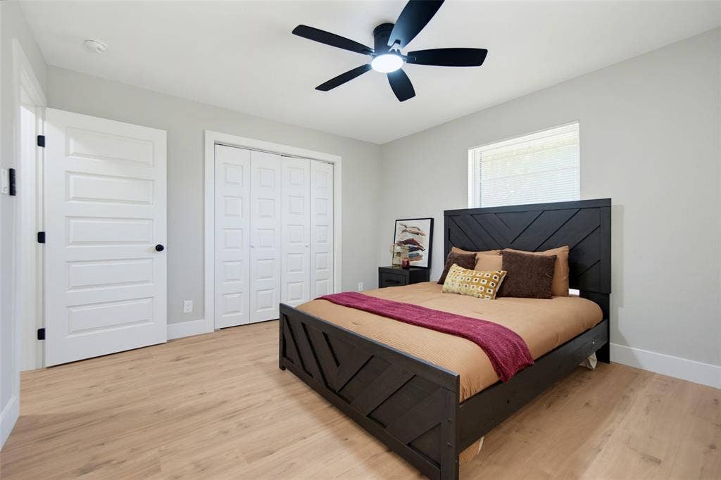 3049 Latham Drive, Dallas, TX 75229 3049 Latham Drive, Dallas, TX 75229