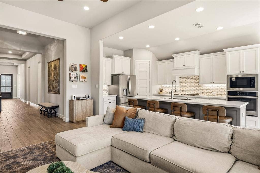 8901 Brandy Branch Way, McKinney, TX 75071 8901 Brandy Branch Way, McKinney, TX 75071