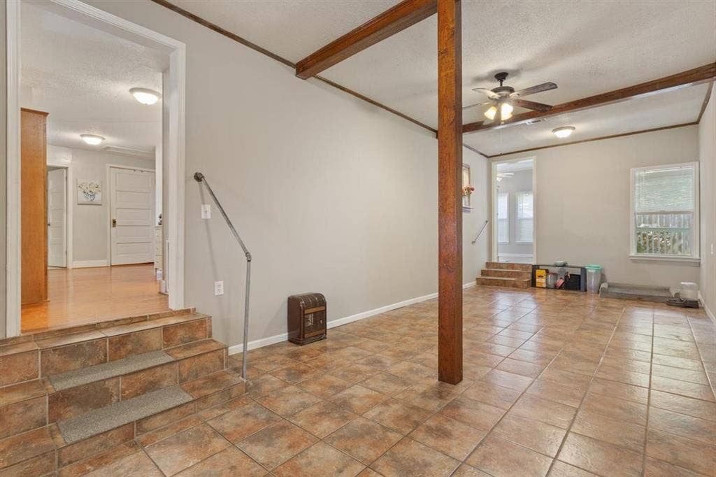 6007 Old Lorena Road, Lorena, TX 76655 6007 Old Lorena Road, Lorena, TX 76655