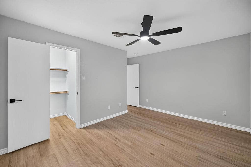 2440 Ranchview Drive, Grand Prairie, TX 75052 2440 Ranchview Drive, Grand Prairie, TX 75052