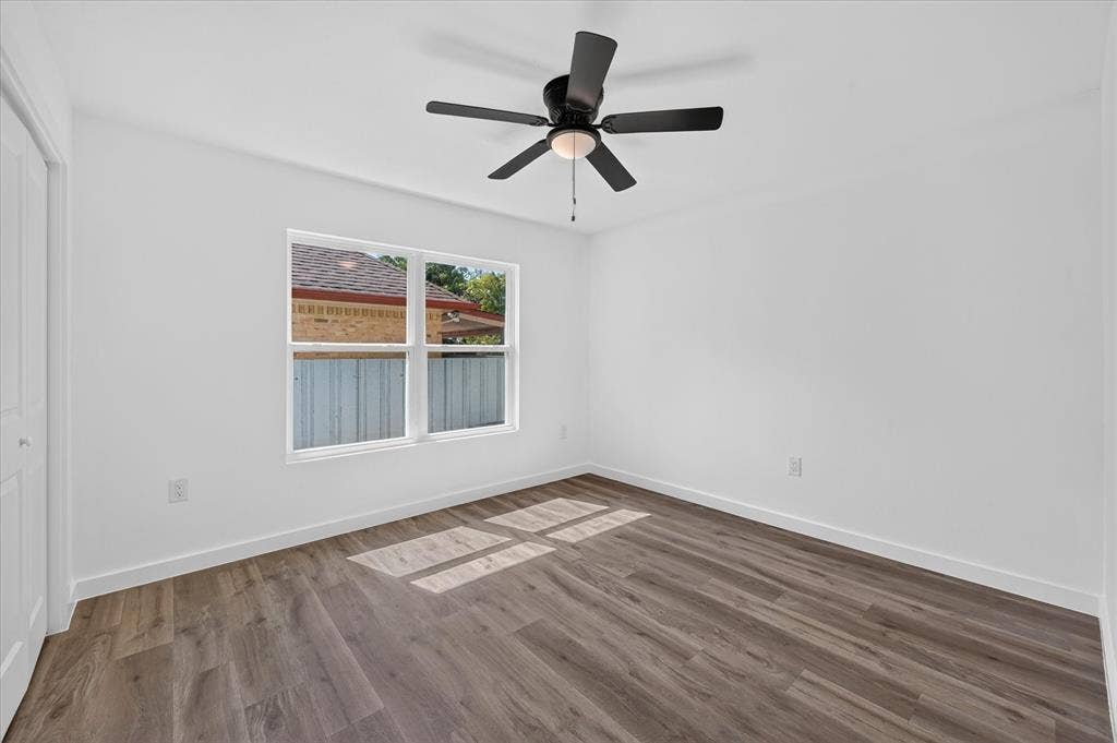 2009 Las Cruces Lane, Dallas, TX 75217 2009 Las Cruces Lane, Dallas, TX 75217
