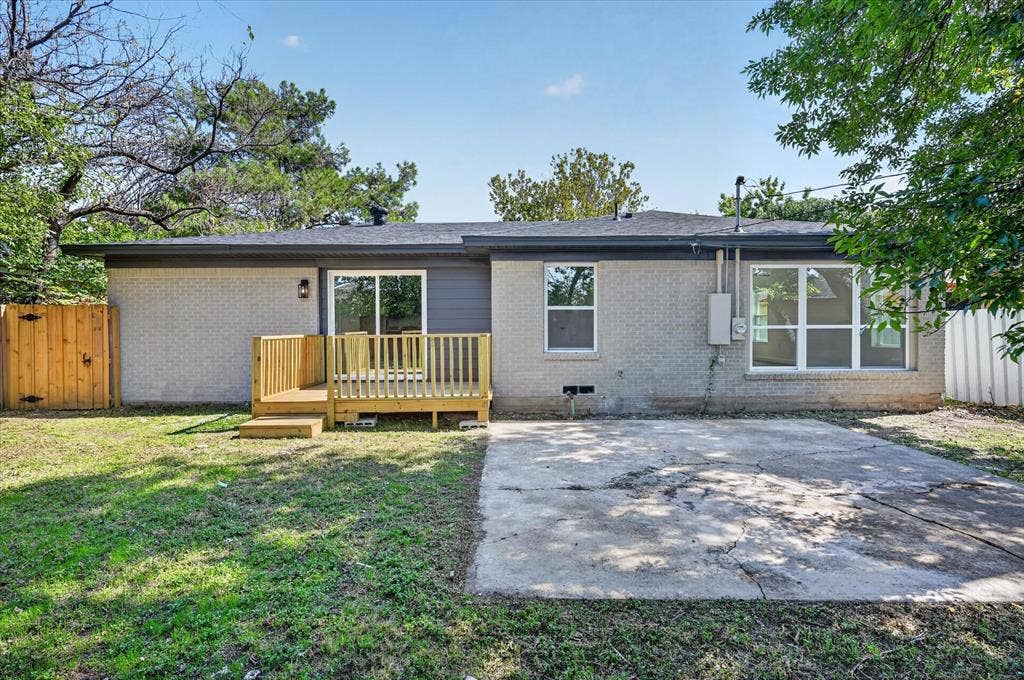 2009 Las Cruces Lane, Dallas, TX 75217 2009 Las Cruces Lane, Dallas, TX 75217