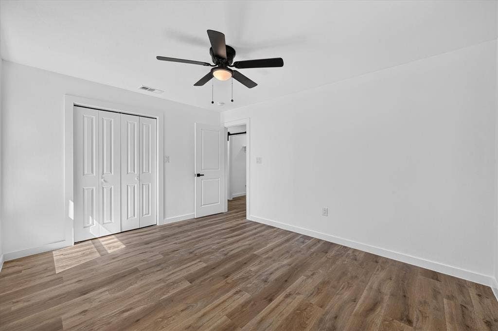 2009 Las Cruces Lane, Dallas, TX 75217 2009 Las Cruces Lane, Dallas, TX 75217