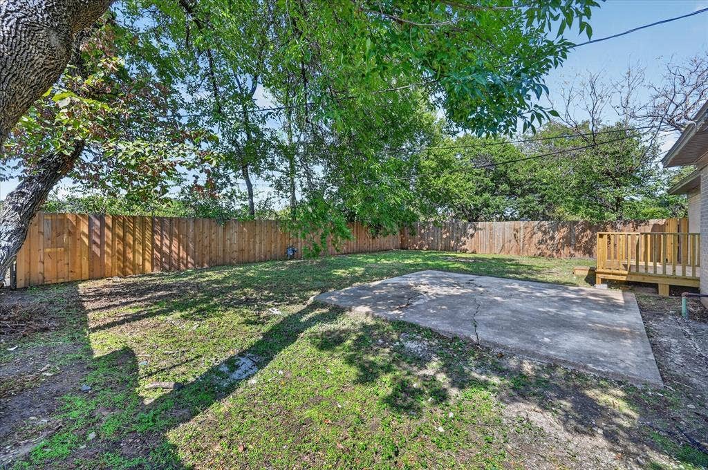 2009 Las Cruces Lane, Dallas, TX 75217 2009 Las Cruces Lane, Dallas, TX 75217