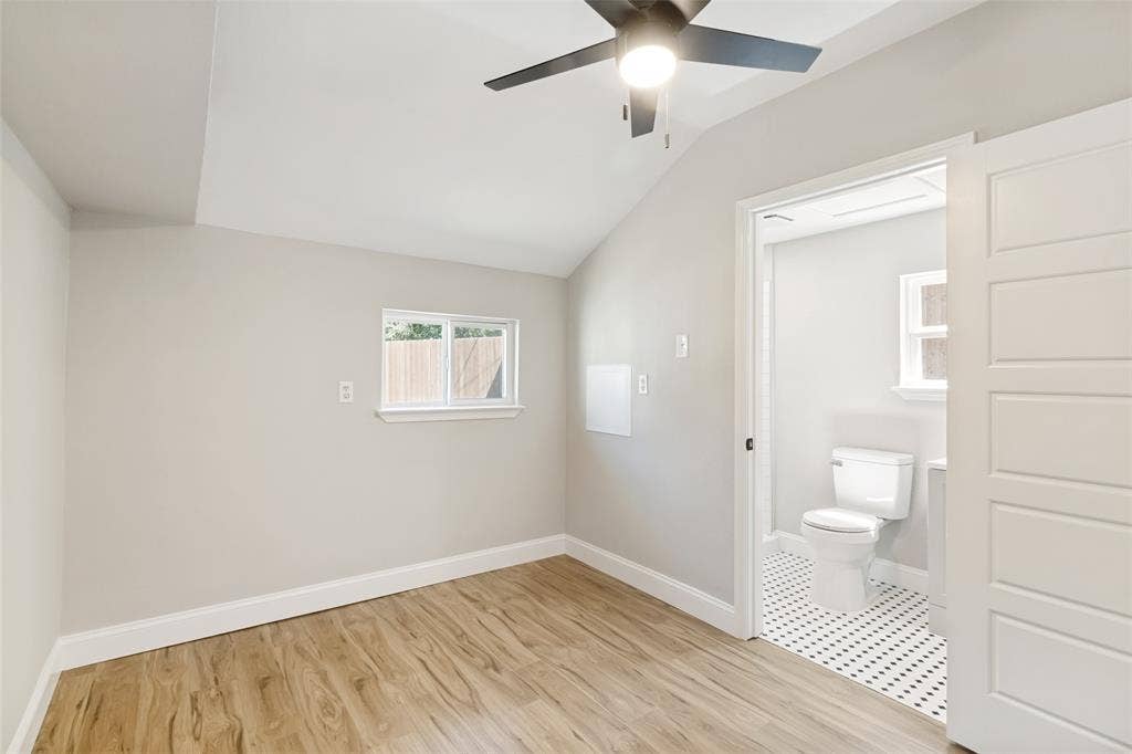 915 Cameron Avenue, Dallas, TX 75223 915 Cameron Avenue, Dallas, TX 75223
