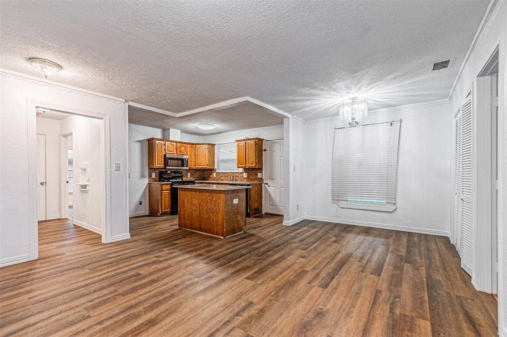 2618 Centerville Road, Dallas, TX 75228