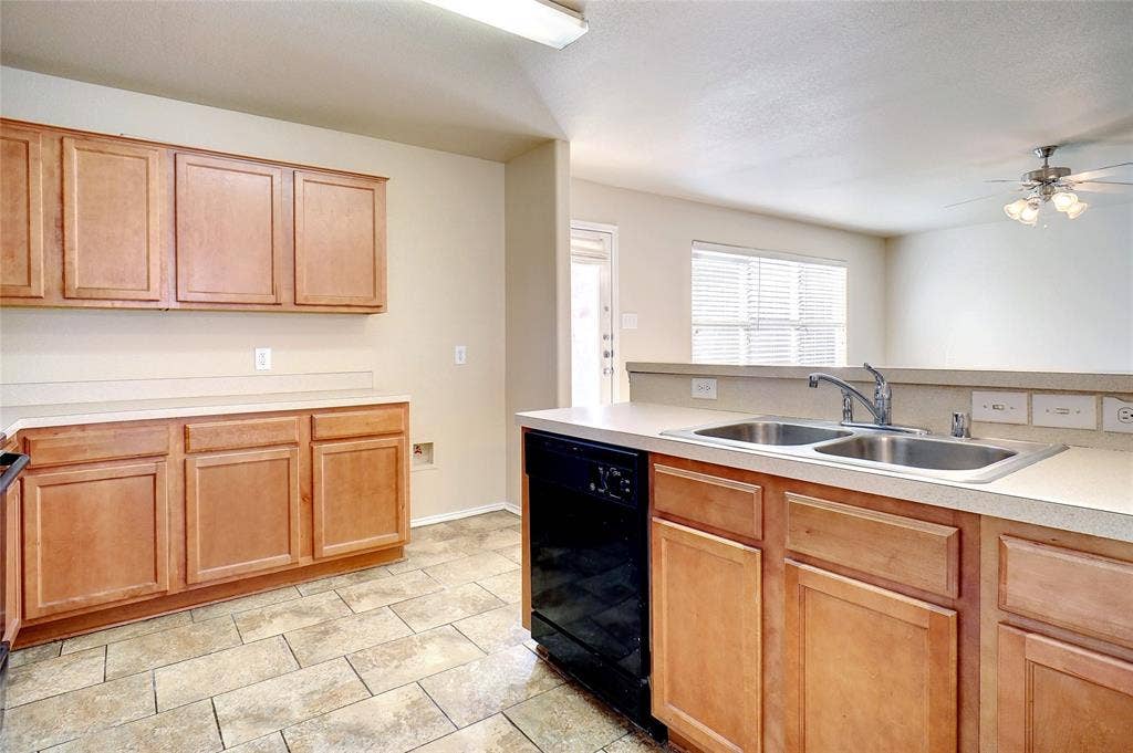 7421 Cowhand Court, Fort Worth, TX 76131 7421 Cowhand Court, Fort Worth, TX 76131
