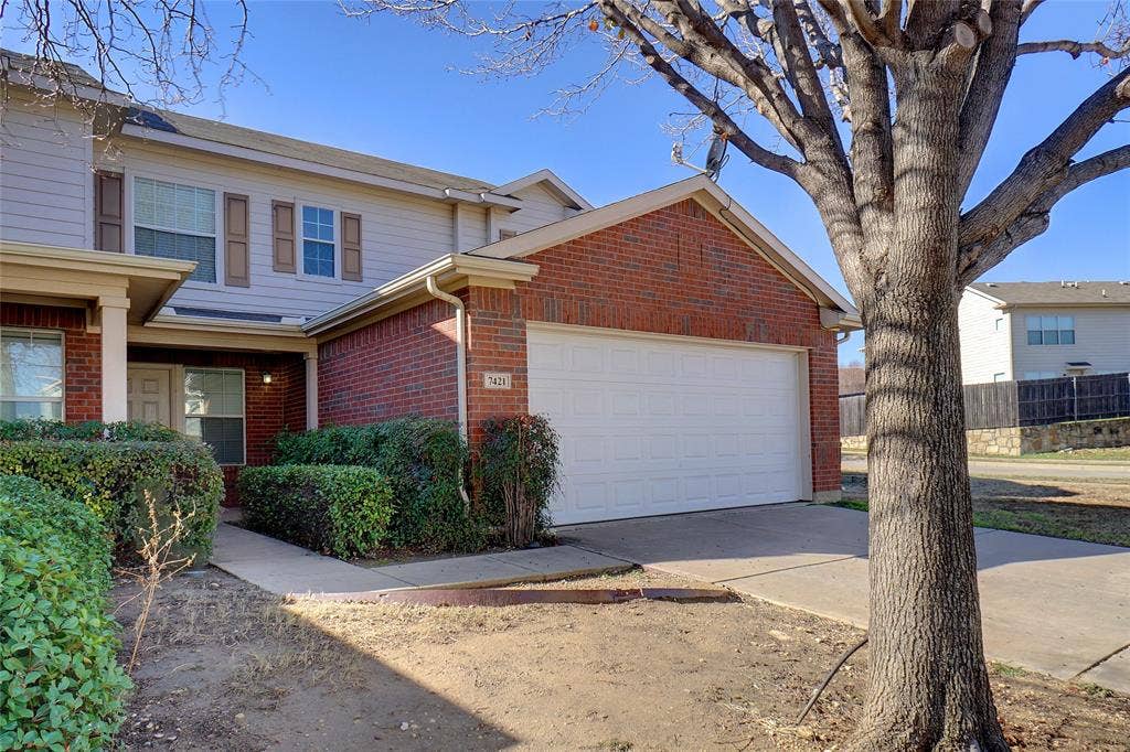 7421 Cowhand Court, Fort Worth, TX 76131 7421 Cowhand Court, Fort Worth, TX 76131