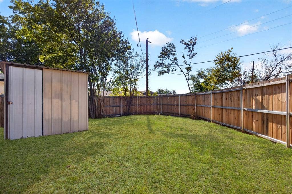 9610 Jennie Lee Lane, Dallas, TX 75227 9610 Jennie Lee Lane, Dallas, TX 75227