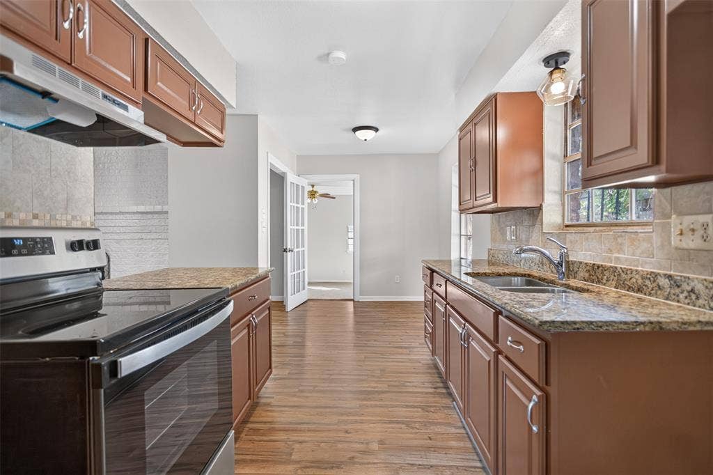 9610 Jennie Lee Lane, Dallas, TX 75227 9610 Jennie Lee Lane, Dallas, TX 75227