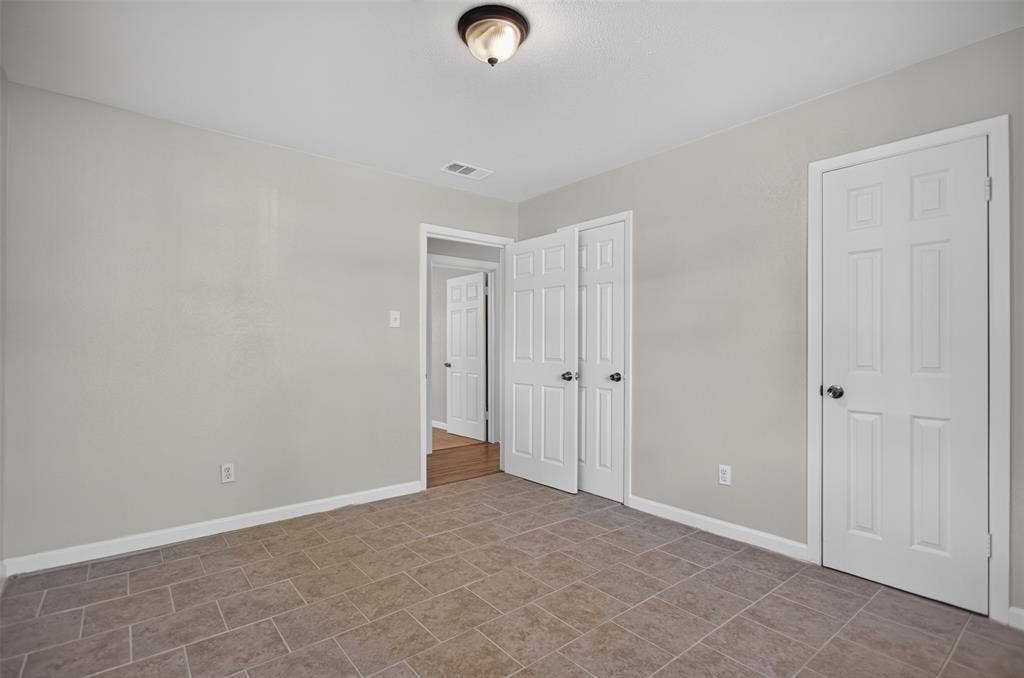 9610 Jennie Lee Lane, Dallas, TX 75227 9610 Jennie Lee Lane, Dallas, TX 75227