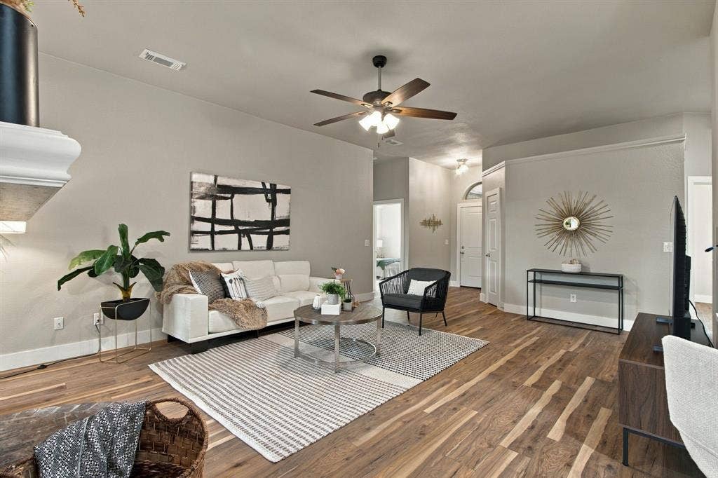 8205 Galley Street, Frisco, TX 75035 8205 Galley Street, Frisco, TX 75035