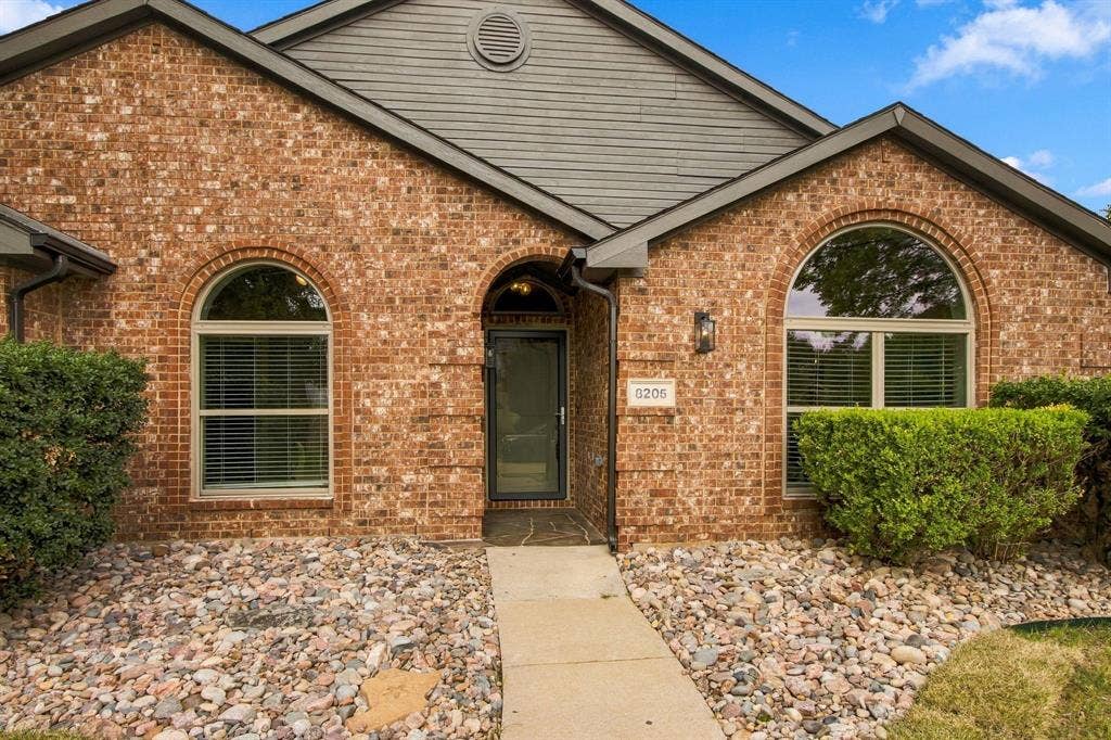 8205 Galley Street, Frisco, TX 75035 8205 Galley Street, Frisco, TX 75035