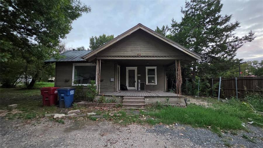 Property photo for 104 Short Street, Farmersville, TX