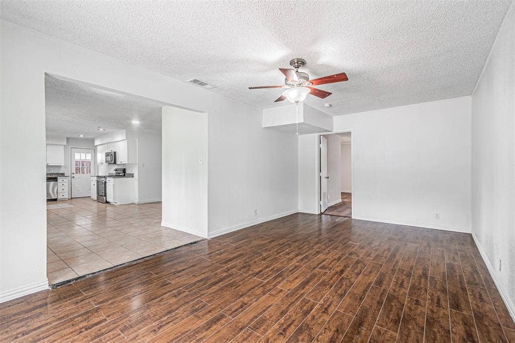 2510 Bluffton Drive, Dallas, TX 75228 2510 Bluffton Drive, Dallas, TX 75228