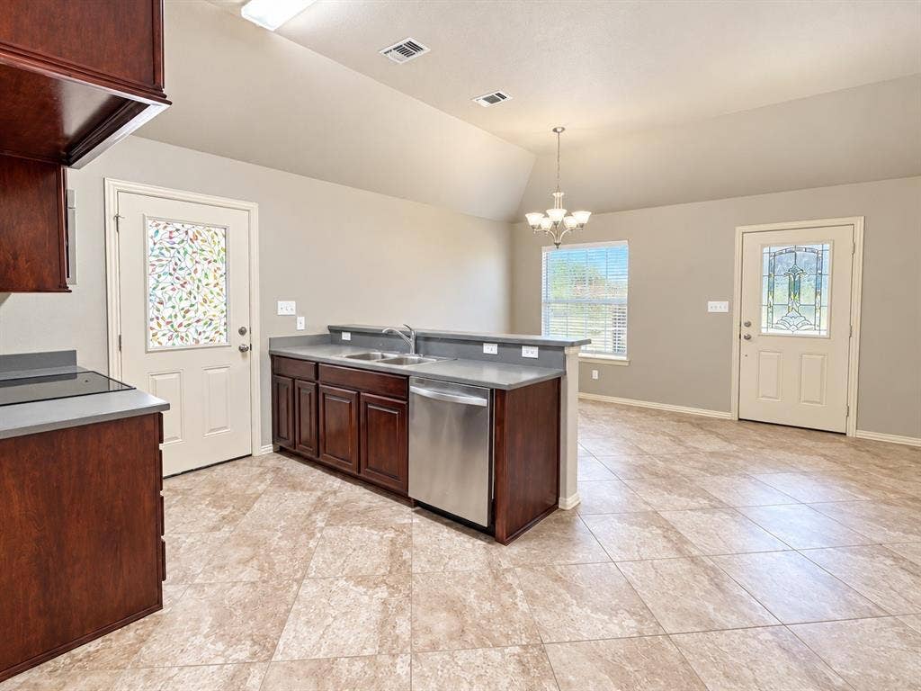 503 Mountain View Trail, Granbury, TX 76049 503 Mountain View Trail, Granbury, TX 76049