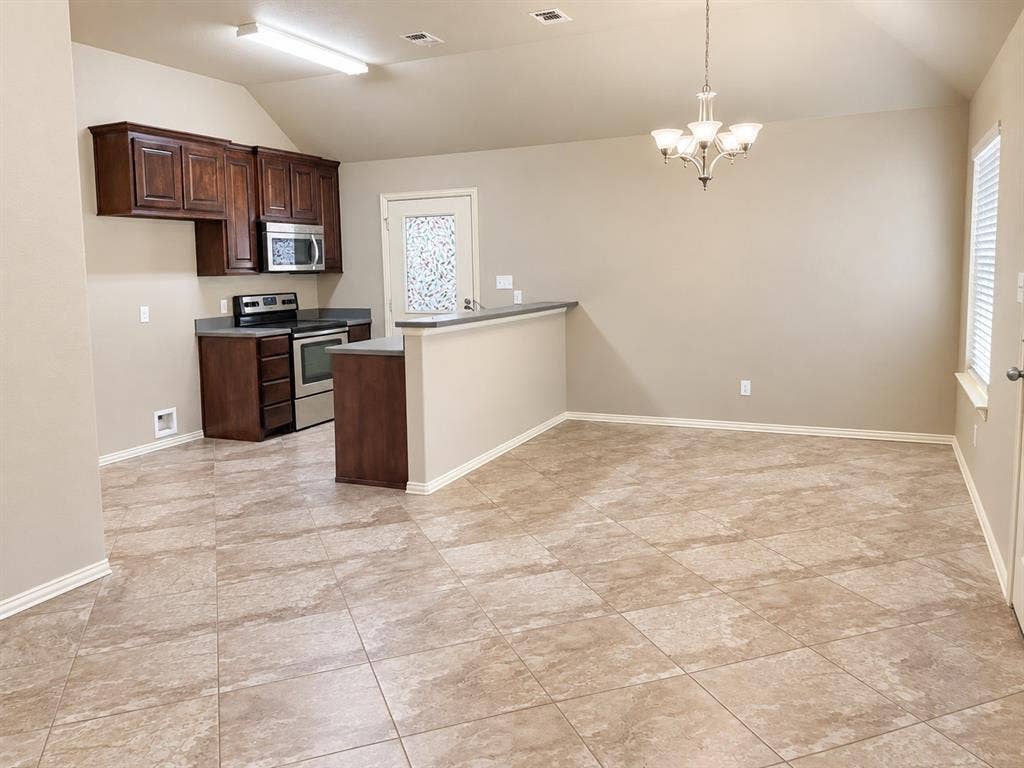 503 Mountain View Trail, Granbury, TX 76049 503 Mountain View Trail, Granbury, TX 76049