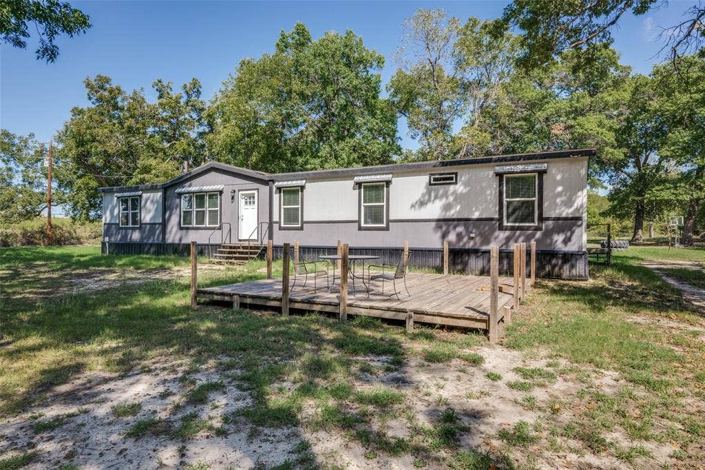 3187 County Road 343, Forestburg, TX 76239 3187 County Road 343, Forestburg, TX 76239