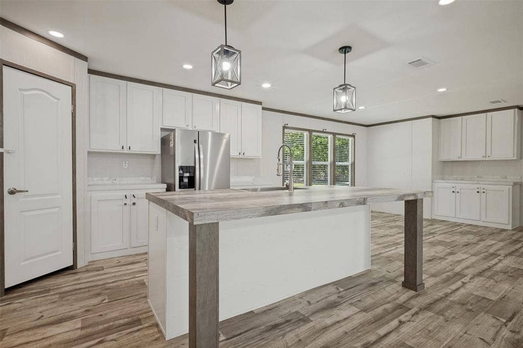3187 County Road 343, Forestburg, TX 76239 3187 County Road 343, Forestburg, TX 76239