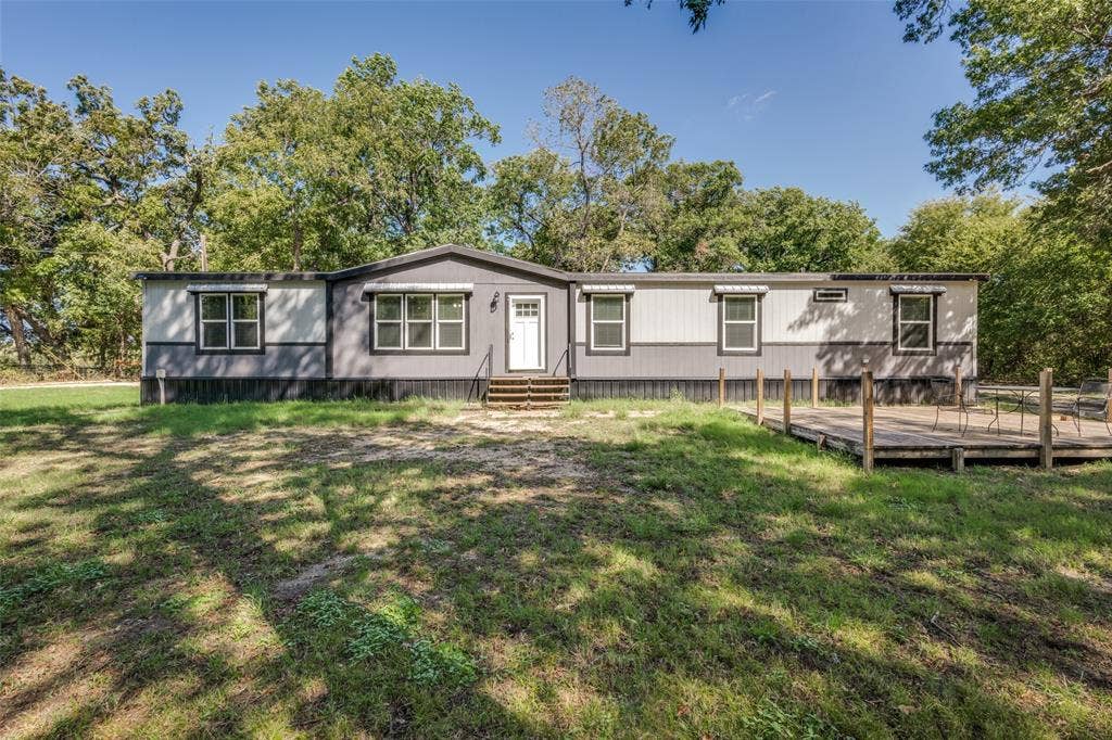 3187 County Road 343, Forestburg, TX 76239 3187 County Road 343, Forestburg, TX 76239