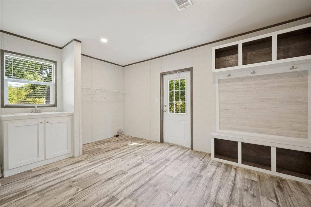 3187 County Road 343, Forestburg, TX 76239 3187 County Road 343, Forestburg, TX 76239