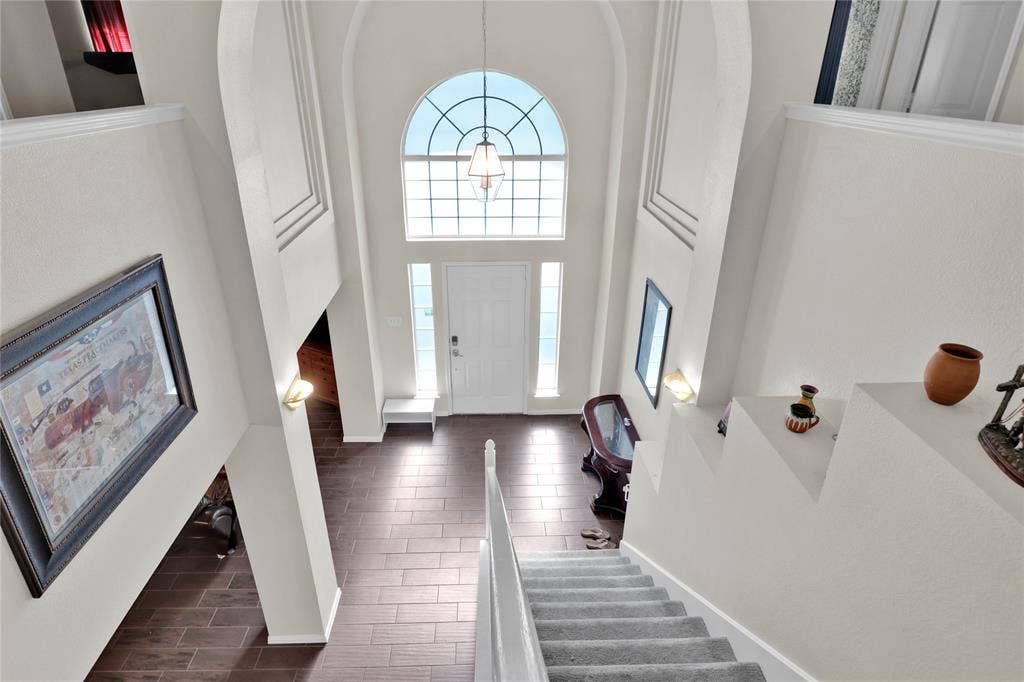 5753 Lionfish Way, Fort Worth, TX 76131 View from upstairs of entry.