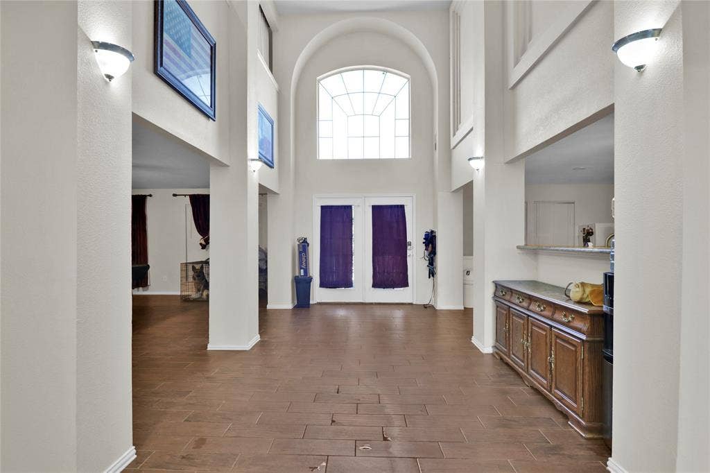 5753 Lionfish Way, Fort Worth, TX 76131 View from back to front of home. Spacious, open and bright!