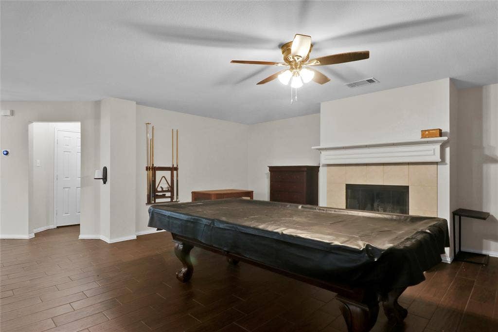 5753 Lionfish Way, Fort Worth, TX 76131 Another view of den.