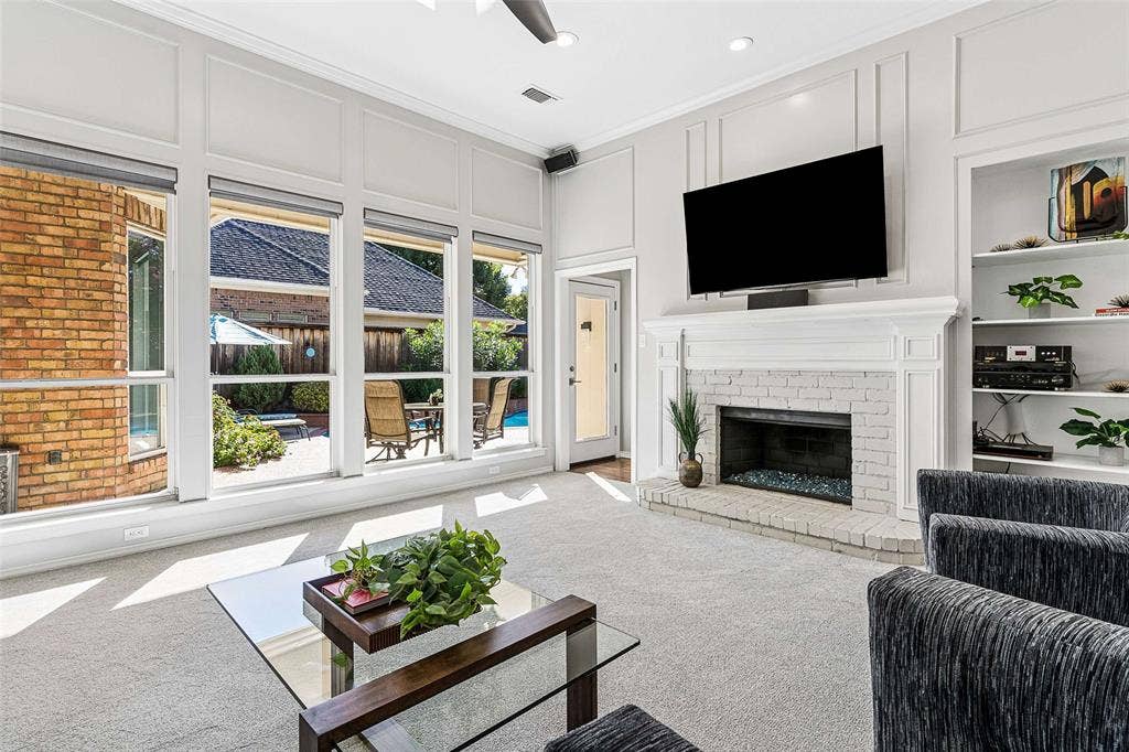 6716 Genstar Lane, Dallas, TX 75252