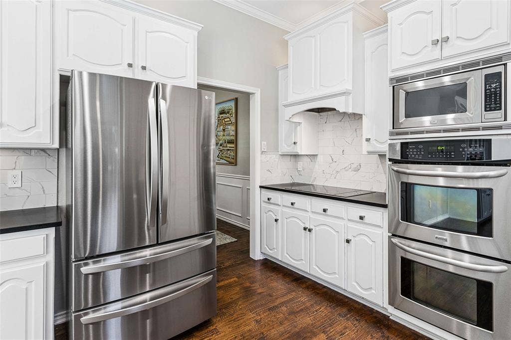 6716 Genstar Lane, Dallas, TX 75252