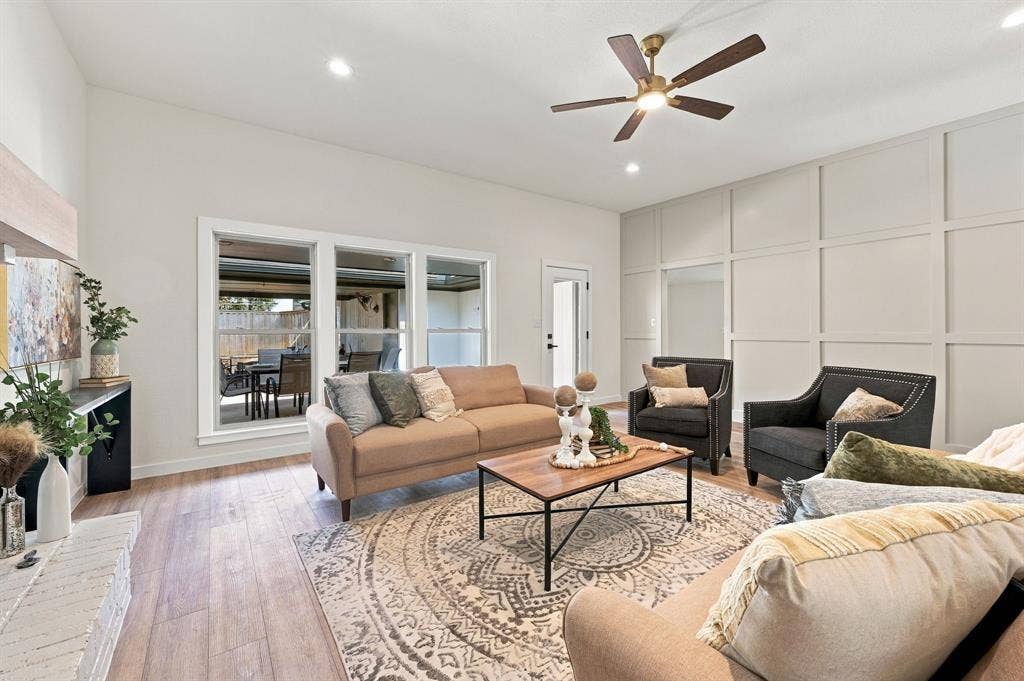 10255 Chimney Hill Lane, Dallas, TX 75243 10255 Chimney Hill Lane, Dallas, TX 75243