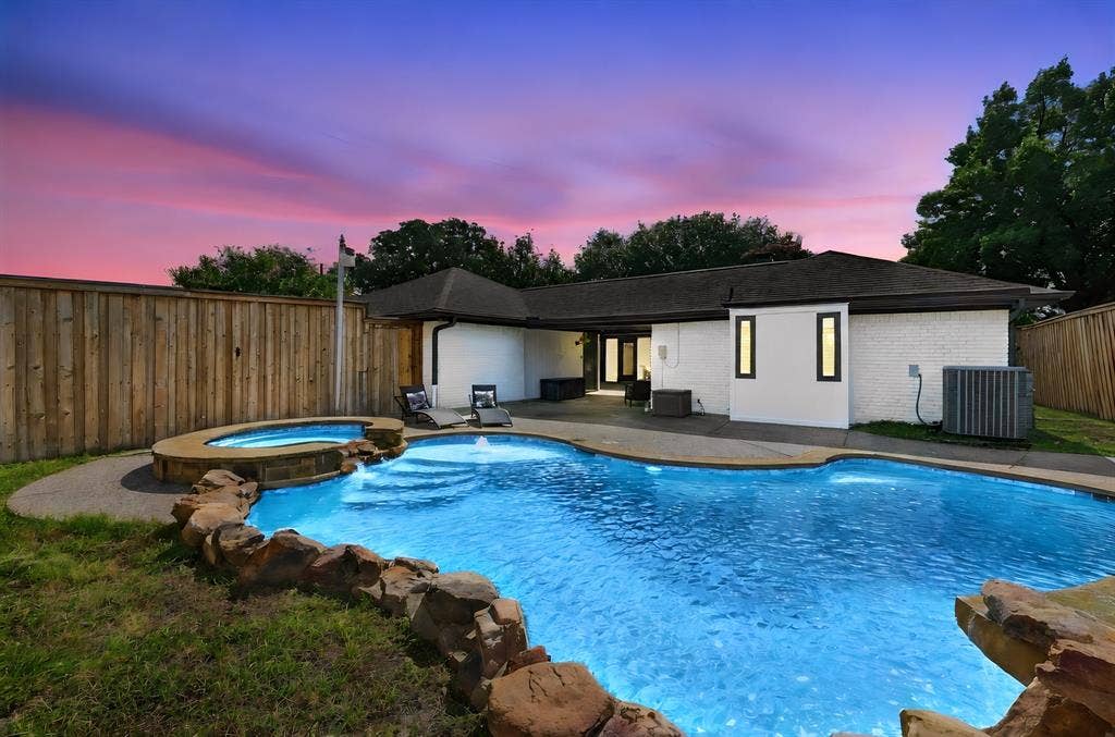 10255 Chimney Hill Lane, Dallas, TX 75243 10255 Chimney Hill Lane, Dallas, TX 75243