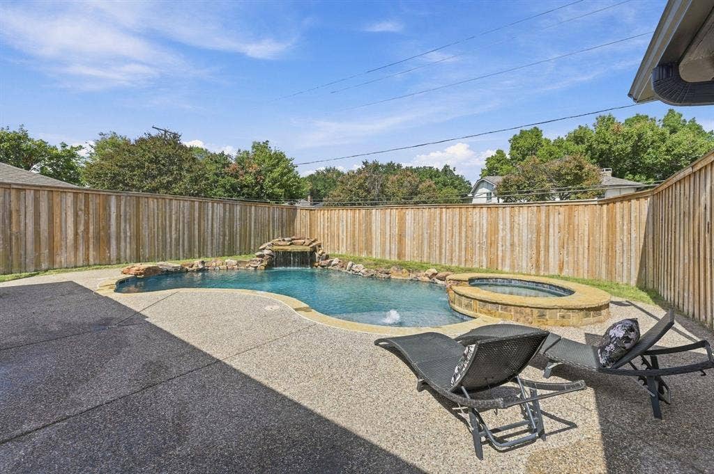 10255 Chimney Hill Lane, Dallas, TX 75243 10255 Chimney Hill Lane, Dallas, TX 75243