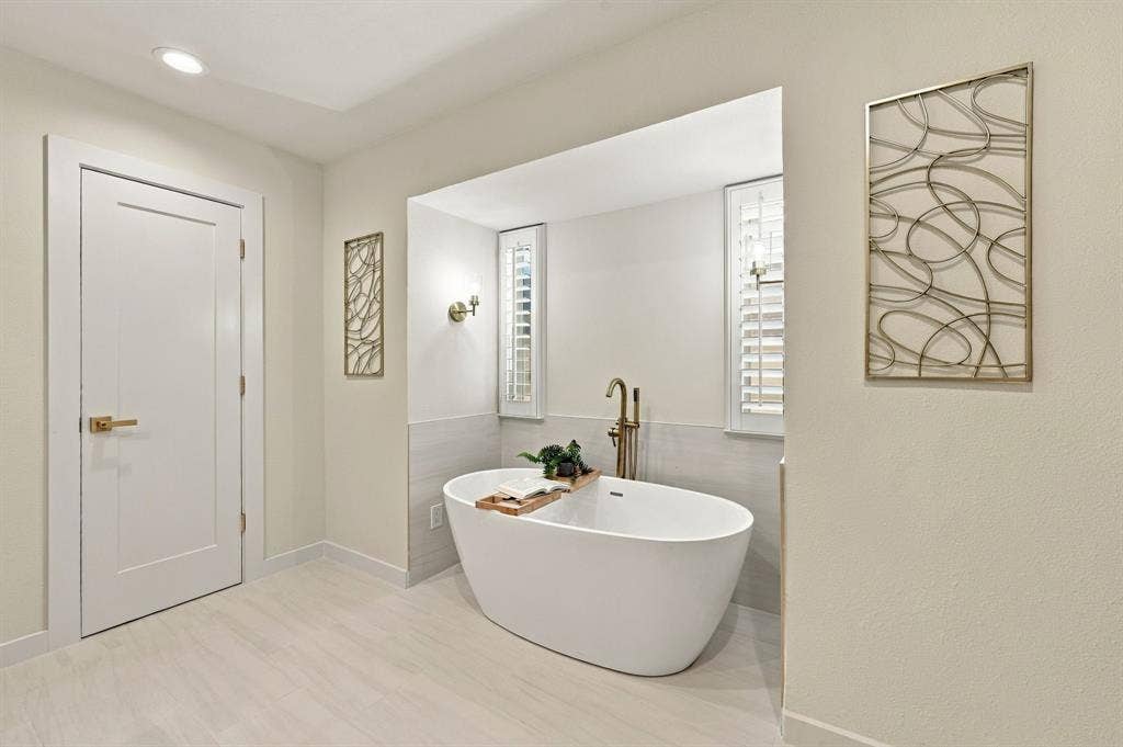 10255 Chimney Hill Lane, Dallas, TX 75243 10255 Chimney Hill Lane, Dallas, TX 75243