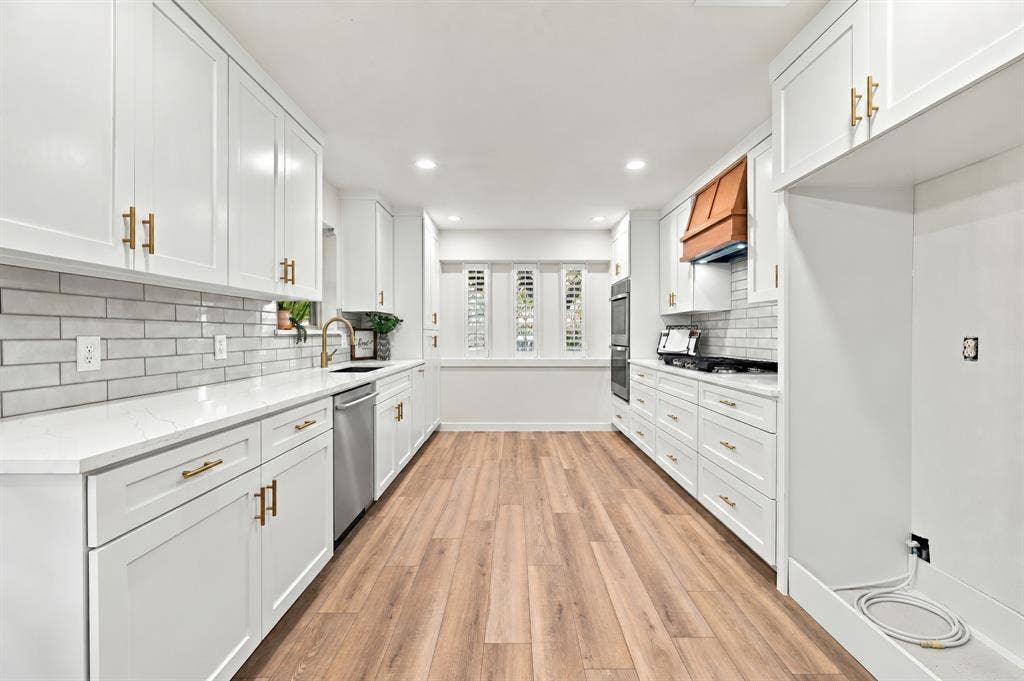 10255 Chimney Hill Lane, Dallas, TX 75243 10255 Chimney Hill Lane, Dallas, TX 75243