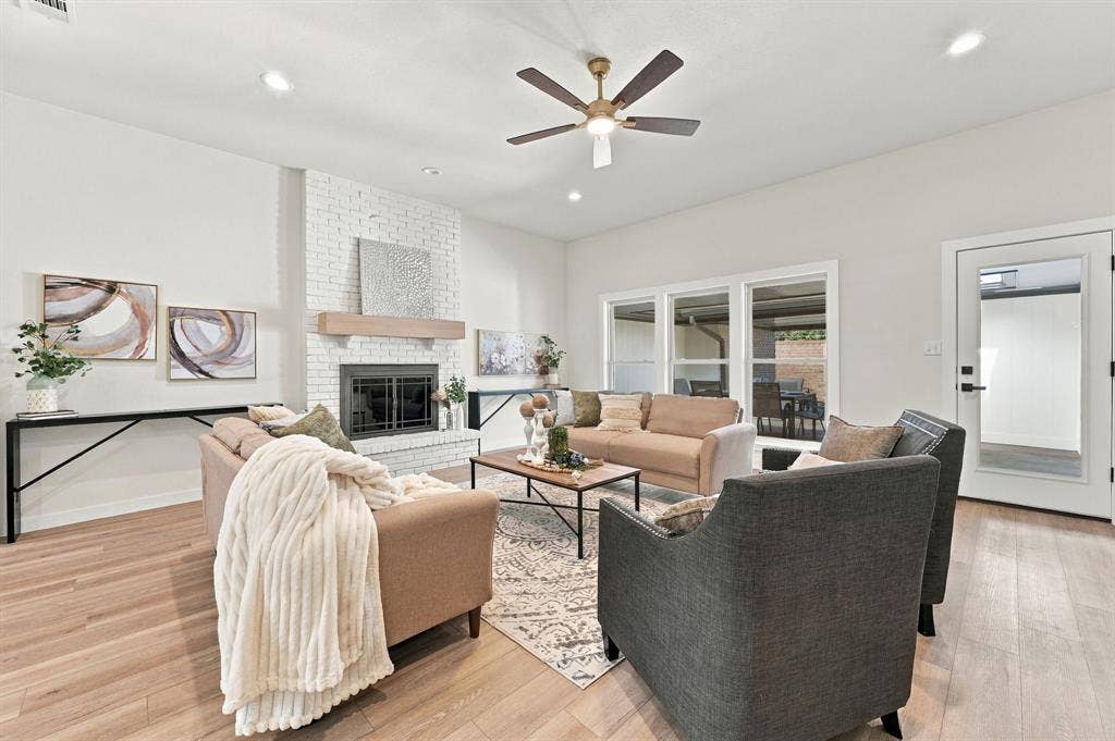 10255 Chimney Hill Lane, Dallas, TX 75243 10255 Chimney Hill Lane, Dallas, TX 75243