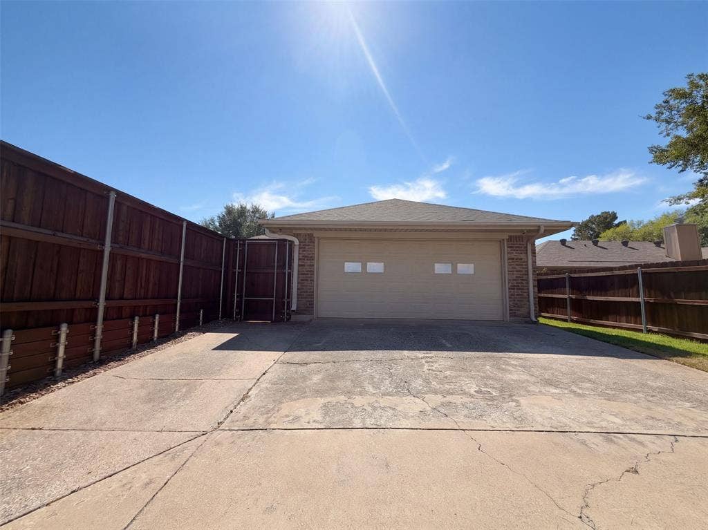 711 Rush Creek Drive, Allen, TX 75002 711 Rush Creek Drive, Allen, TX 75002