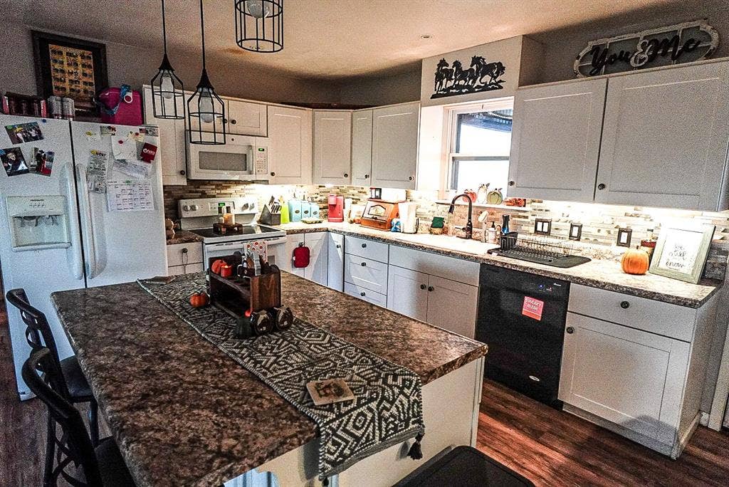 7001 Highway 6, De Leon, TX 76444 7001 Highway 6, De Leon, TX 76444