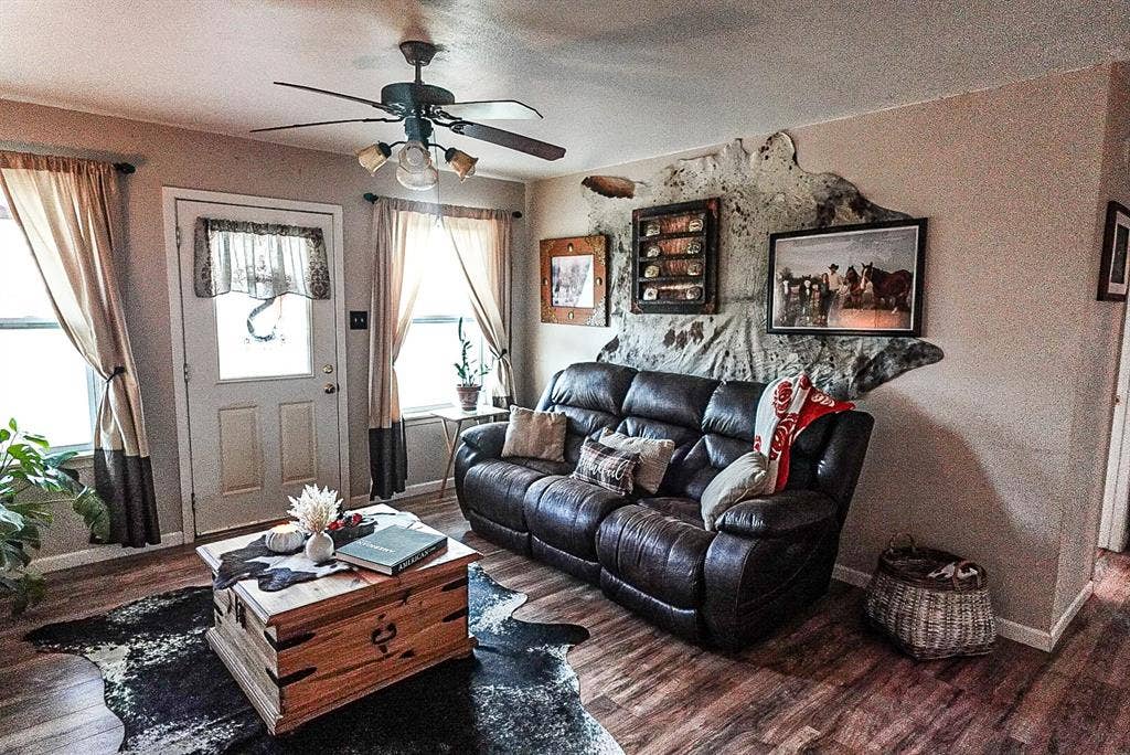 7001 Highway 6, De Leon, TX 76444 7001 Highway 6, De Leon, TX 76444