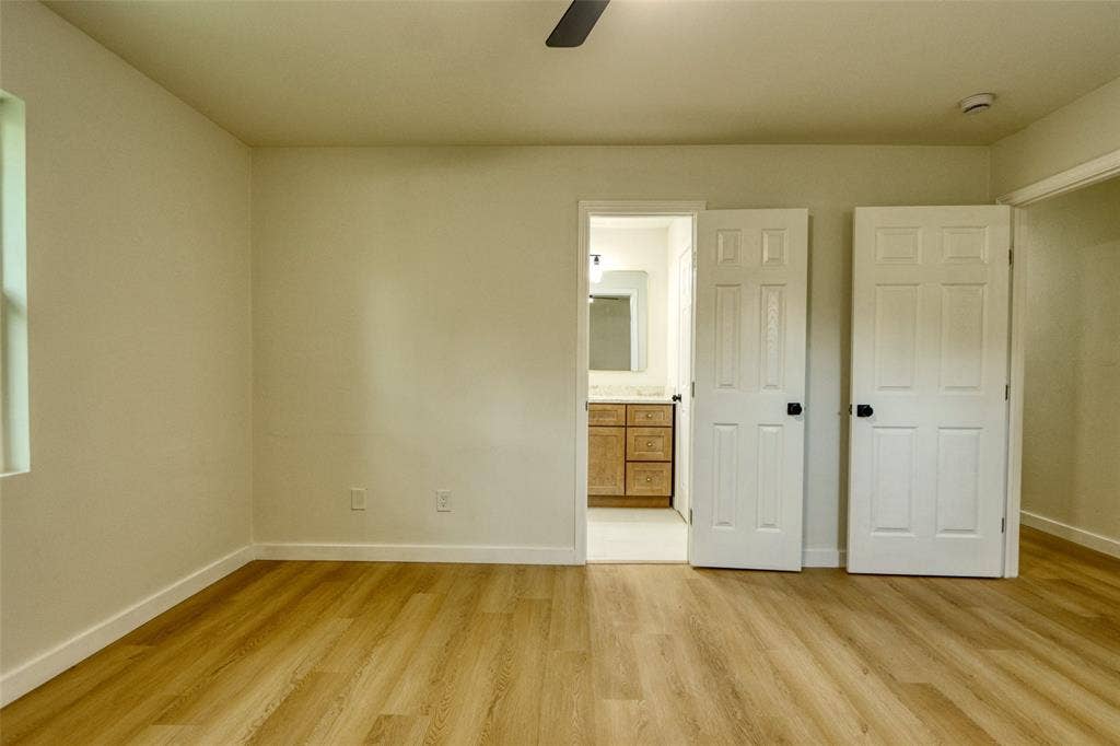 729 Oakwood Avenue, Hurst, TX 76053 729 Oakwood Avenue, Hurst, TX 76053