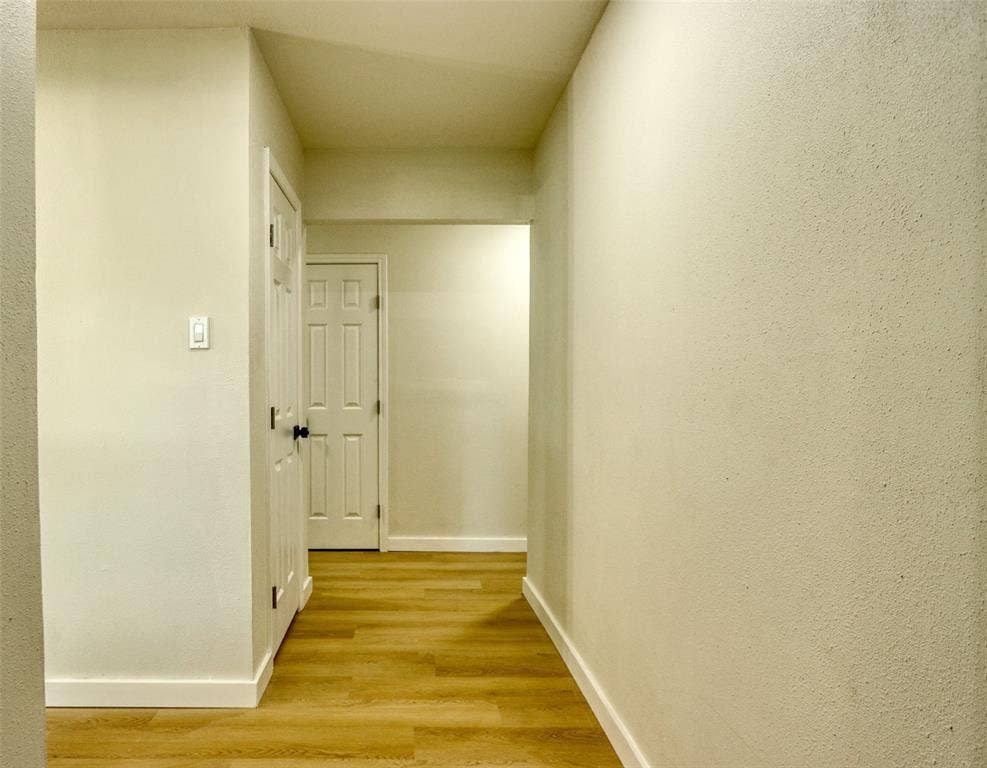 729 Oakwood Avenue, Hurst, TX 76053 729 Oakwood Avenue, Hurst, TX 76053