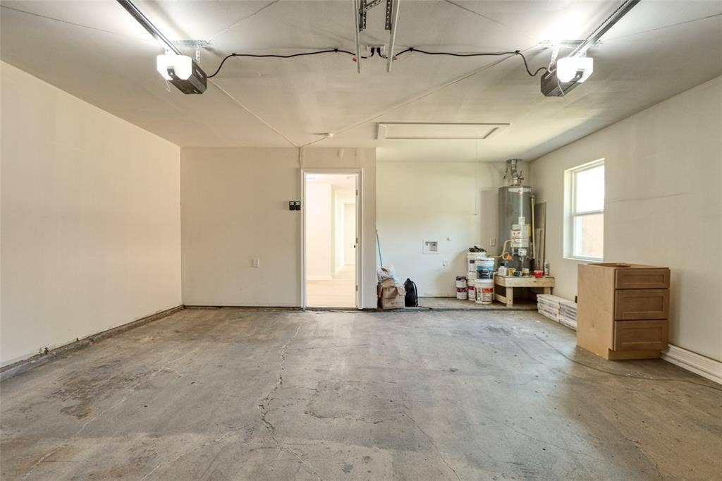 729 Oakwood Avenue, Hurst, TX 76053 729 Oakwood Avenue, Hurst, TX 76053