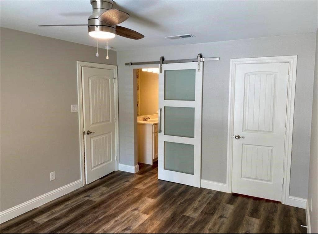 4906 W Mockingbird Lane, Dallas, TX 75209 primary bedroom