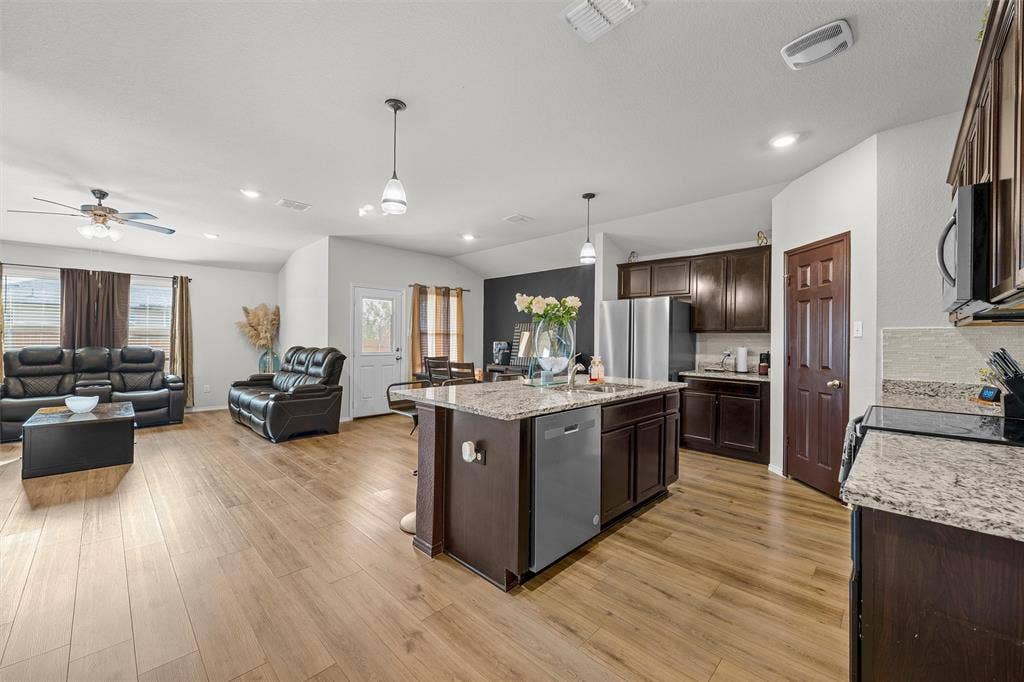 3228 Sherco Road, Lorena, TX 76655 3228 Sherco Road, Lorena, TX 76655
