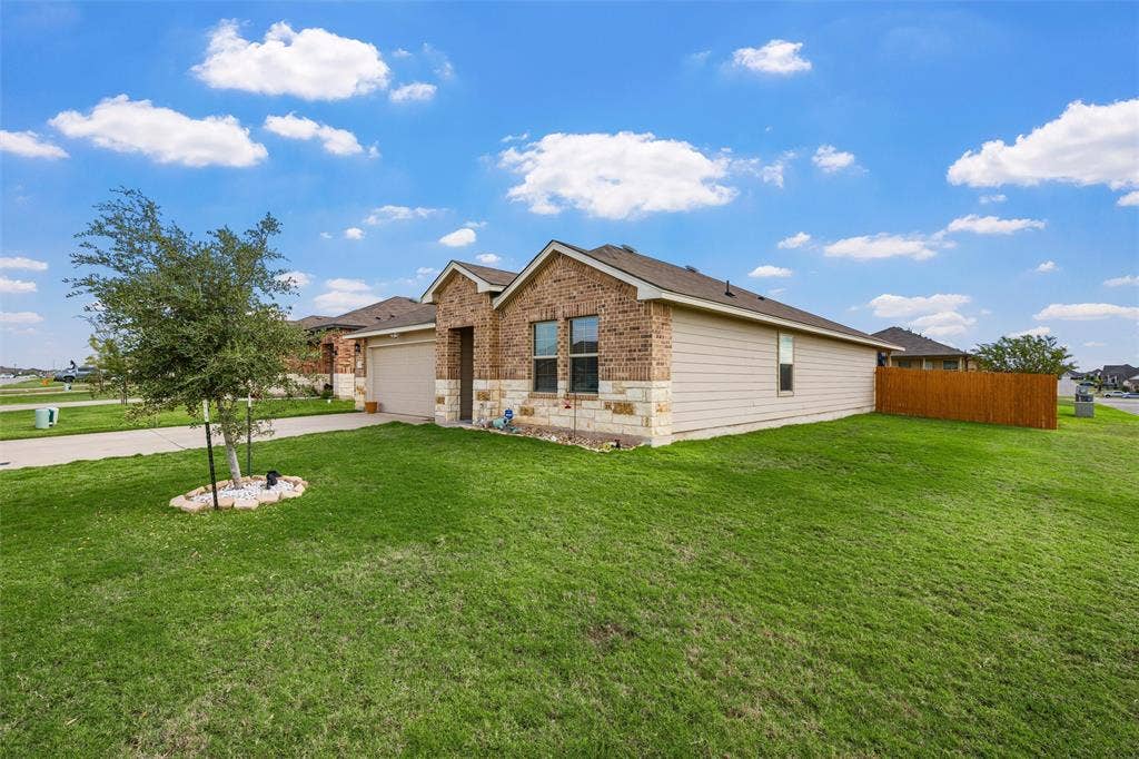 3228 Sherco Road, Lorena, TX 76655 3228 Sherco Road, Lorena, TX 76655