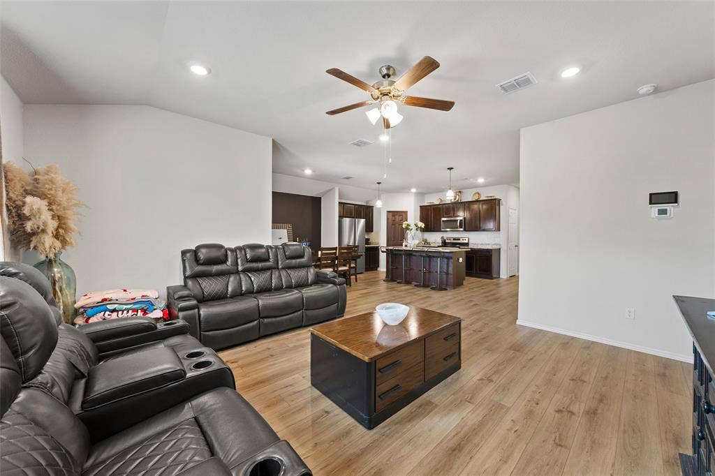 3228 Sherco Road, Lorena, TX 76655 3228 Sherco Road, Lorena, TX 76655