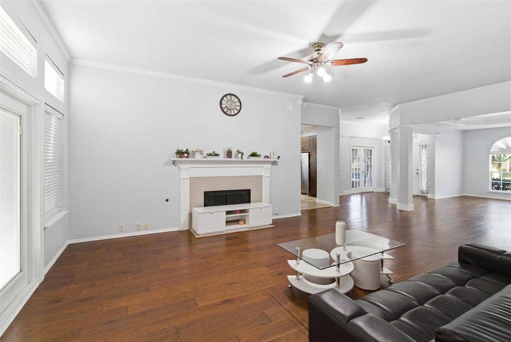 2707 Rocky Creek Drive, Mansfield, TX 76063