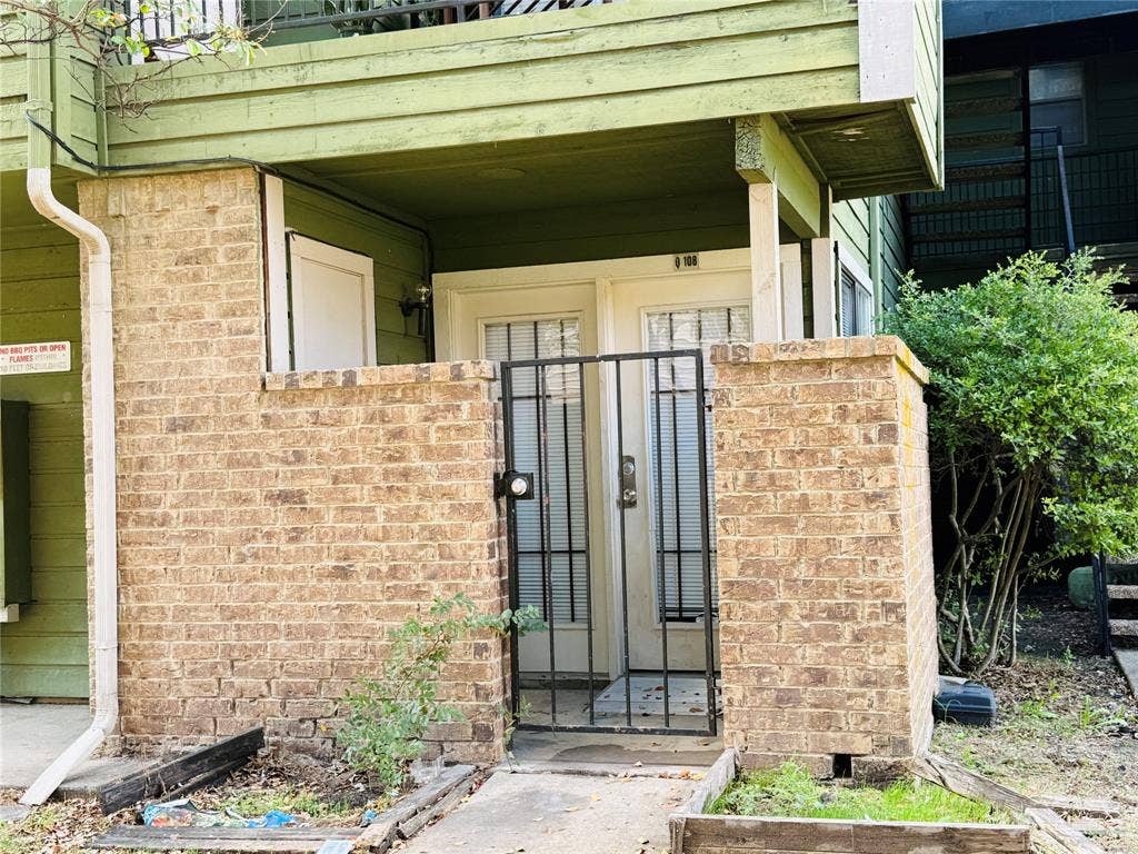 9833 Walnut Street, #108, Dallas, TX 75243
